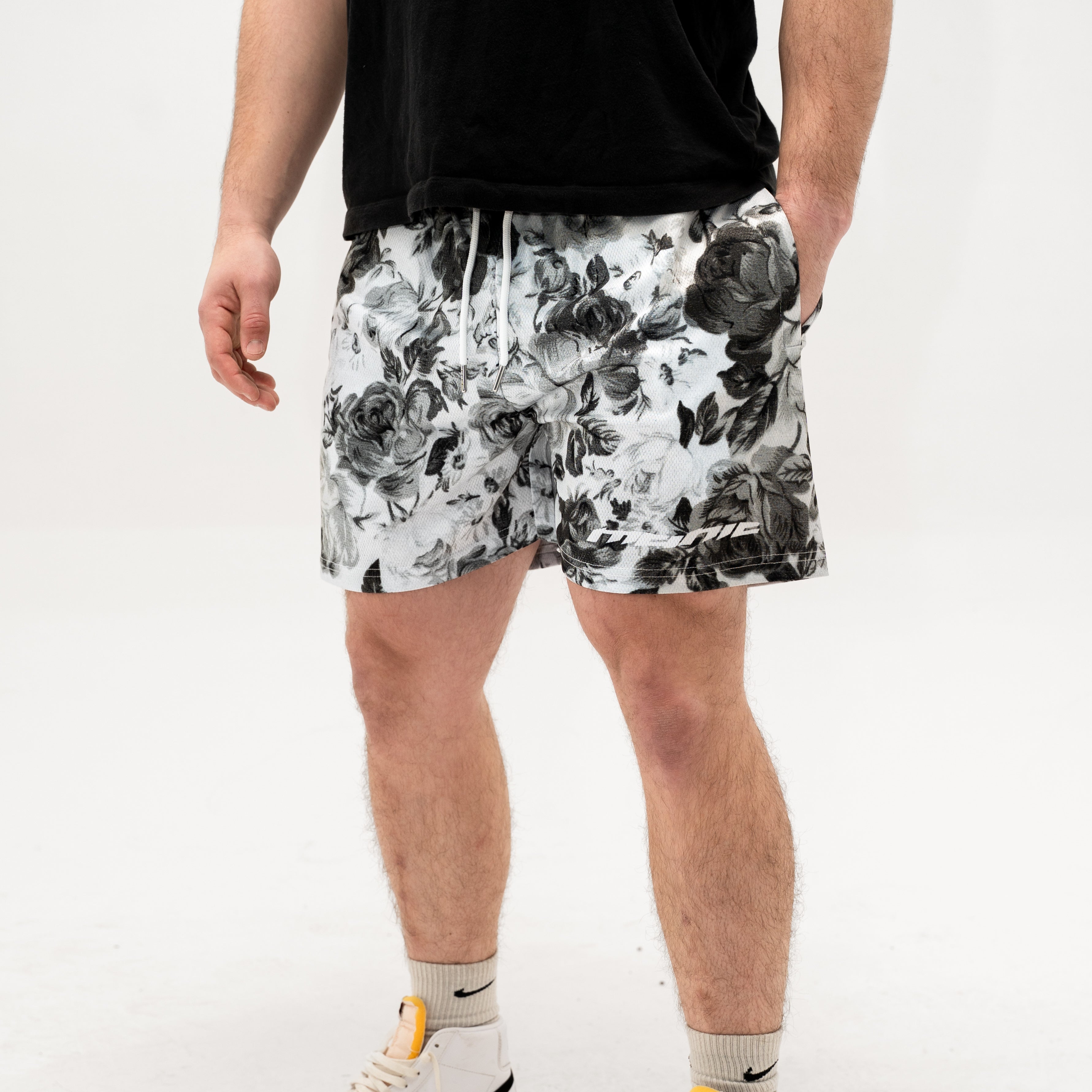 ARCTIC FLORAL SHORTS