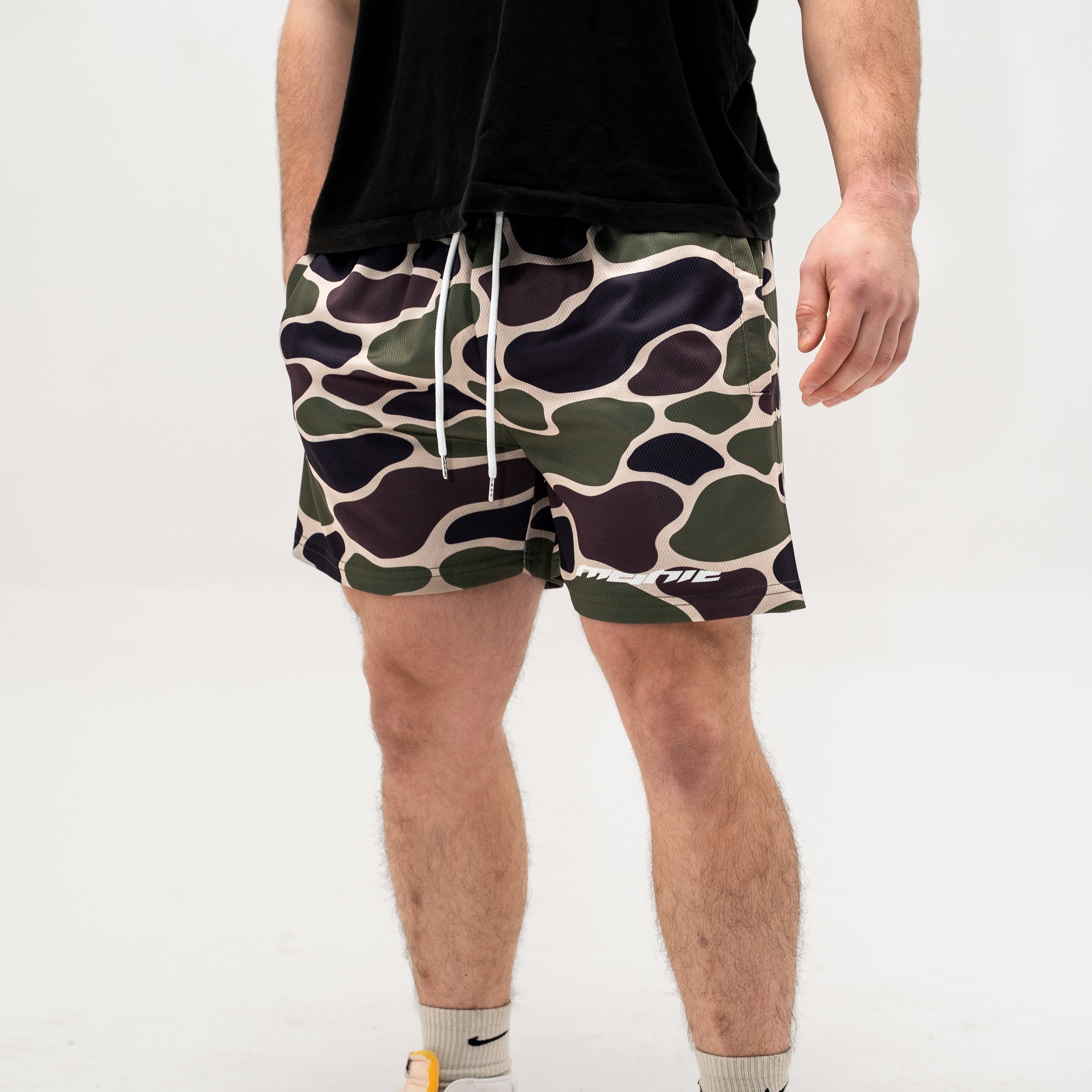 DUCK CAMO SHORTS